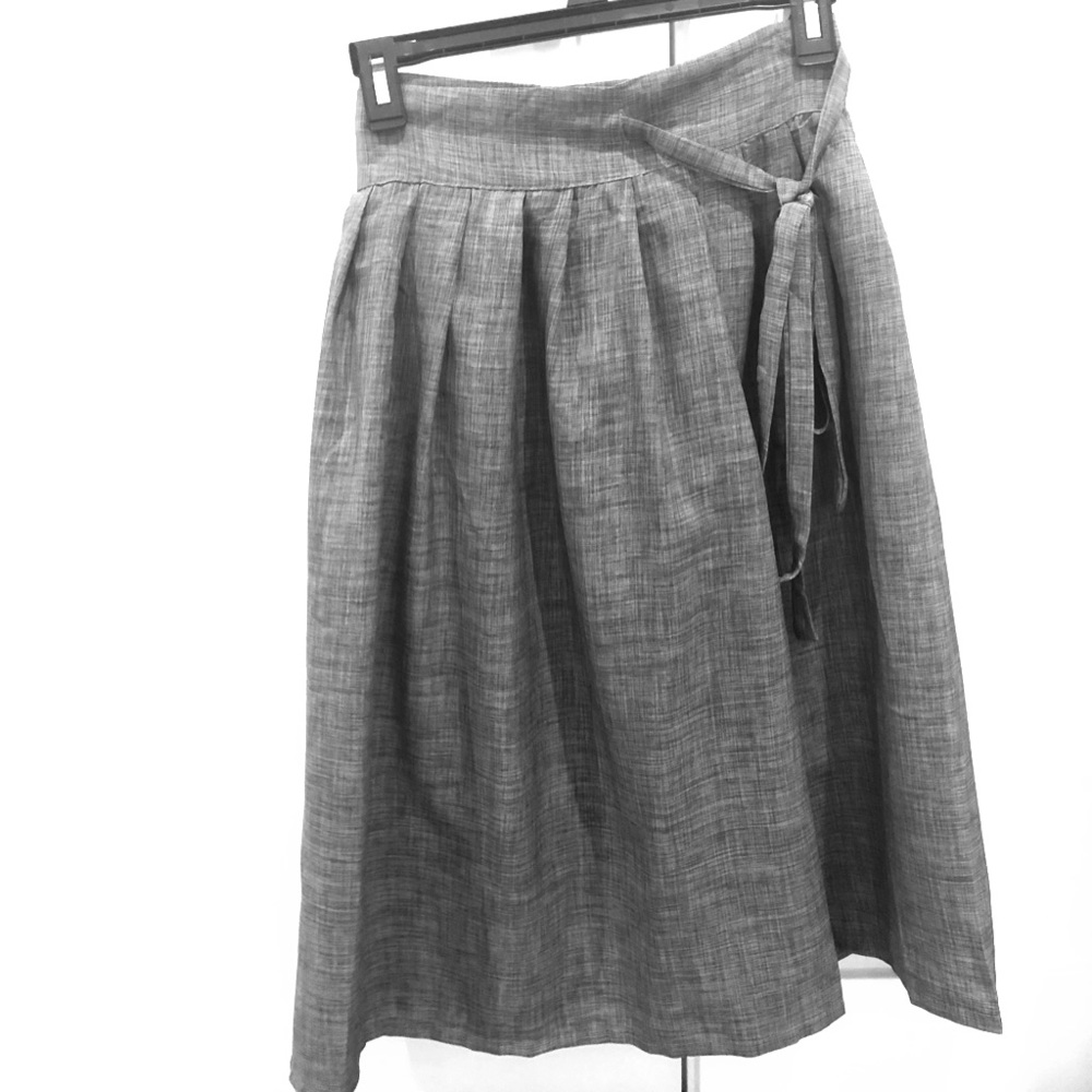 Grey Yesstyle Midi Skirt